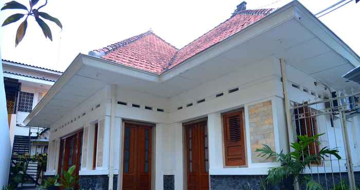 Exterior Griyo Kulo Syariah Solo