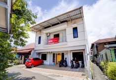 외관 3 OYO 90052 Star House