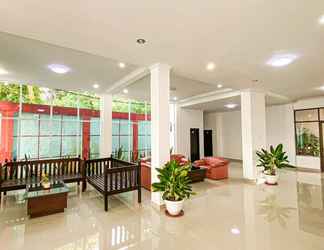 Sảnh chờ 2 Puri Ayu Hotel Purwakarta