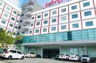 ภายนอกอาคาร d'primahotel Balikpapan