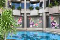 Swimming Pool I Pavilion Hotel Phuket (SHA Plus+)