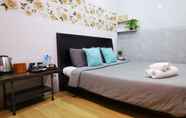 Kamar Tidur 6 Cola's Homestay