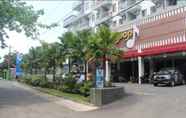 Exterior 6 V Apartment Pool Side Jogja