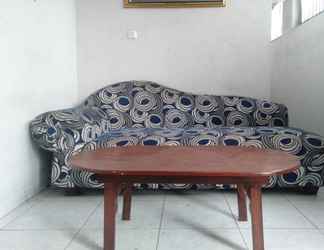 Lobi 2 OYO 90119 Dorowati Guesthouse Syariah