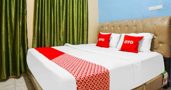 Bedroom SUPER OYO 92075 Sky Residence Mawar