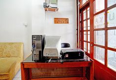 Lobi 7 OYO 90840 Teratai Residence