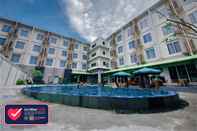 Swimming Pool Patra Dumai Hotel