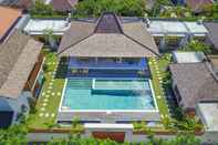 Kolam Renang Villa Hana