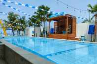 Swimming Pool Lokatara Beachfront : The Best Beach Paradise