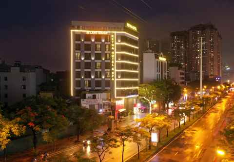 Bên ngoài Reyna Hotel Hanoi & Spa