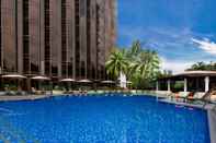 Swimming Pool Sheraton Towers Singapore
