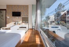 침실 7 TTR Vincent Hotel