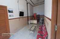 Common Space OYO 90145 Furqon Guest House Syariah