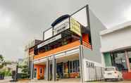 Bangunan 3 Super OYO 90151 Guest House 180