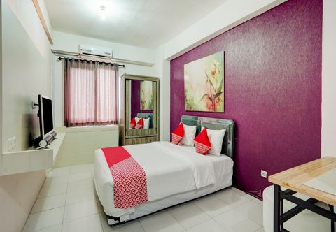 卧室 OYO Flagship 90087 Apartment Menara Rungkut 2