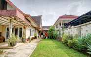 Luar Bangunan 4 OYO 90138 Dear Darlin Villa - Family Stay