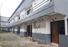 Exterior 3 OYO 90137 Alun Alun Homestay