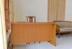 Lobby 6 OYO 90137 Alun Alun Homestay