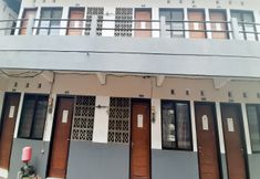 Exterior 5 OYO 90137 Alun Alun Homestay
