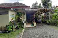 Exterior OYO 90142 Sripit Heritage Syariah