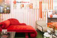 Sảnh chờ RedDoorz @ EL Highway Hotel Bulacan