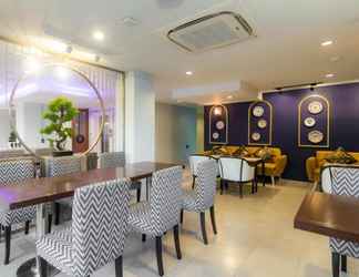 Lobi 2 Montree Phuket Hotel