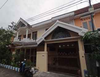 ภายนอกอาคาร 2 SPOT ON 90160 Pepita Guest House