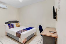 침실 SPOT ON 90148 Gosepa Mayjend Sungkono