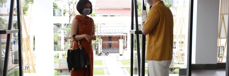 Lobby Patra Malioboro Hotel