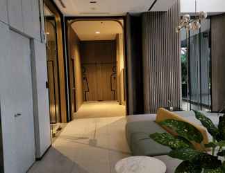 Lobby 2 Studio5 Jatibening Street View next to Ibis Styles (Min Stay 3 nights)