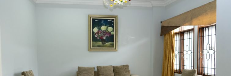 Lobby Villa Dawis Syariah 8BR 35pax