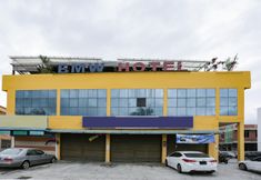 Luar Bangunan 4 OYO 90155 Bmw 1 Hotel
