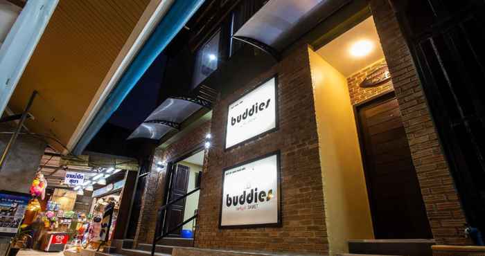 ภายนอกอาคาร Buddies Loft Samet