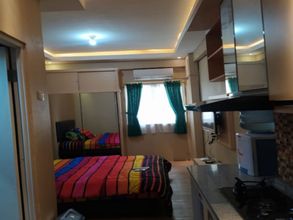 침실 4 OYO 93424 Apartemen The Suite Metro By Salman