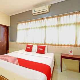 Bedroom 1 OYO 90878 Pakem Sari Hotel & Convetion, Hotel Omah Sambi