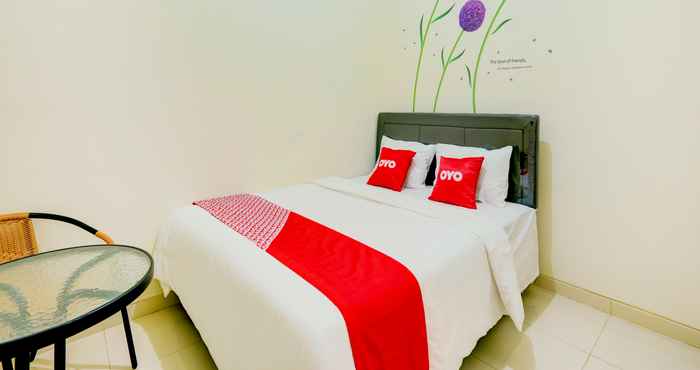 Kamar Tidur OYO 90173 Innapp Tenggilis Family Residence