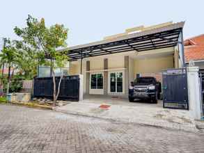 Bangunan 4 OYO 90173 Innapp Tenggilis Family Residence