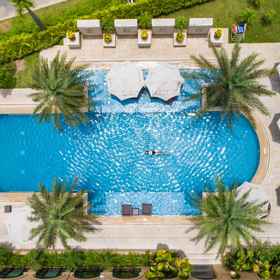 Swimming Pool 1 Wyndham Sky Lake Resort & Villas, Đông Phương Yên Commune Hotels