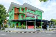 Exterior Hotel Satria Syariah