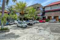 Exterior OYO 90201 Hotel Bina Artha