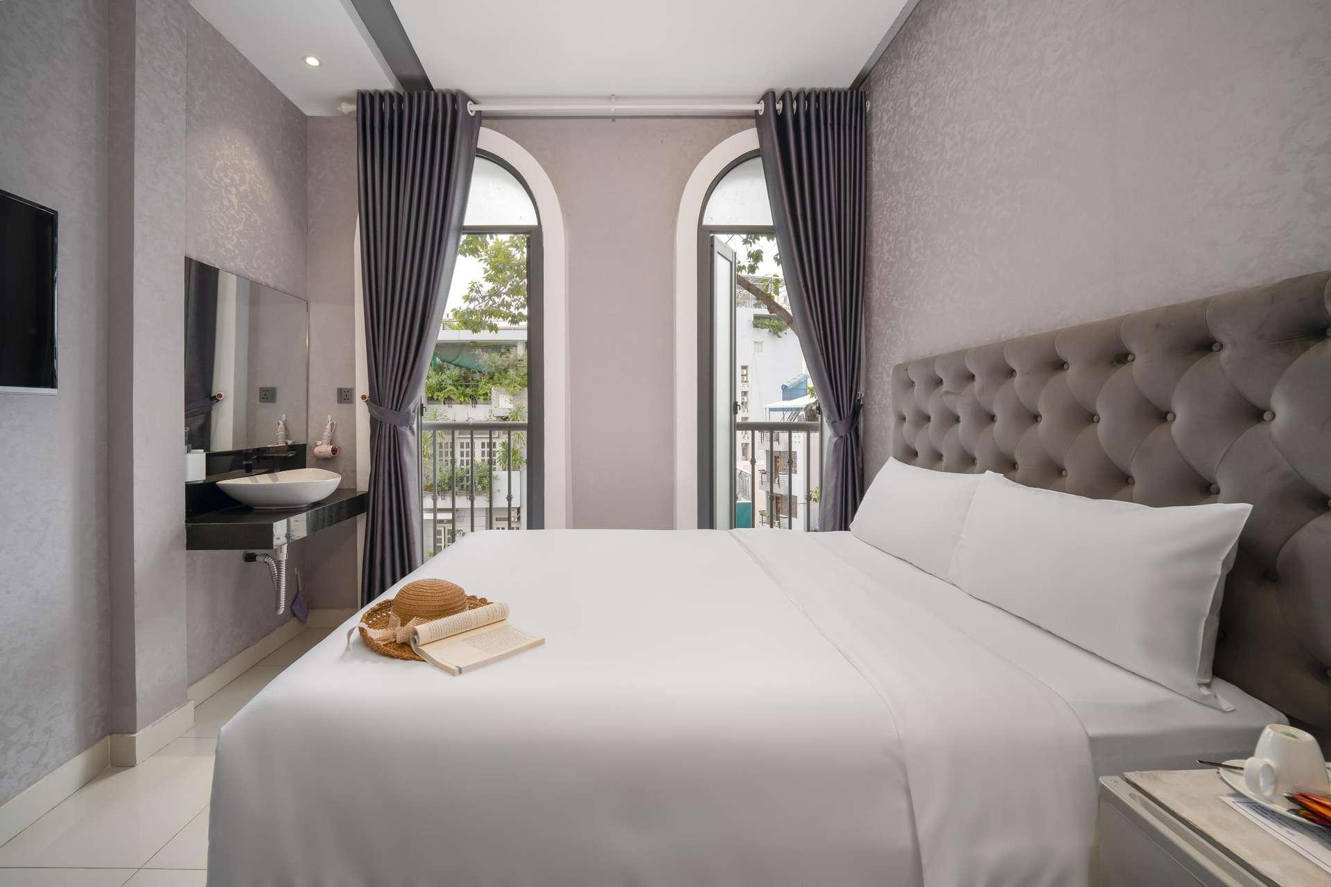 Mari Hotel by Connek - Nhà nghỉ Quận 1