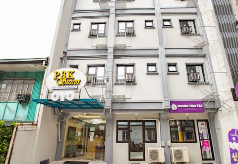 Exterior P3k Suites 1 