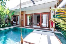 Swimming Pool SAMPATTI VILLAS Seminyak