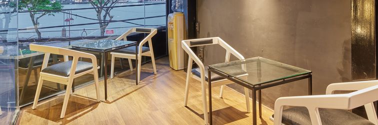 로비 The Garden Capsule Hotel