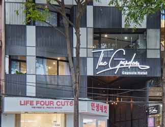 ภายนอกอาคาร 2 The Garden Capsule Hotel