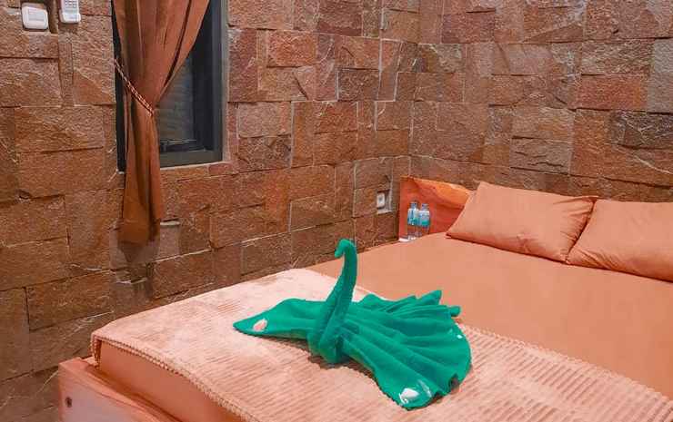 Bening Guest House Ambulu Jember - VIP Budget Price ( 6 Hours)