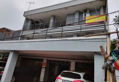 外部的 5 OYO 90251 Makaliwe Residence