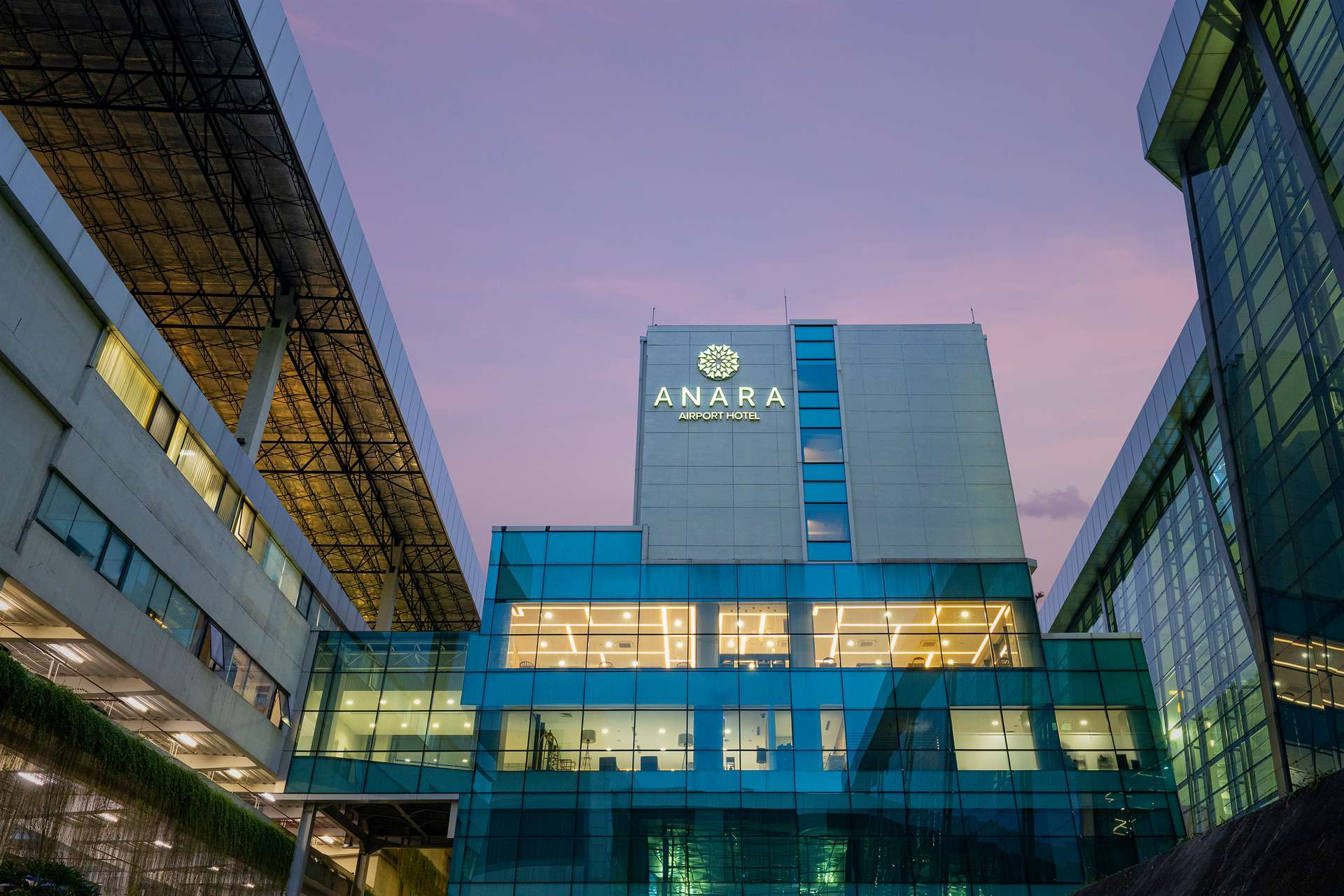 Anara Airport Hotel Terminal 3