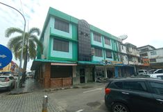 Exterior 4 Centre Inn by CV