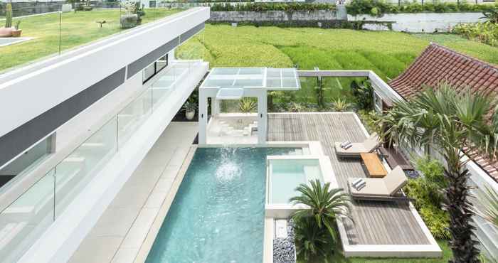 Swimming Pool Villa NVL Canggu by Nagisa Bali